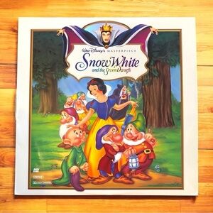 Disney’s Snow White and the Seven Dwarfs - Masterpiece Collection - LaserDisc
